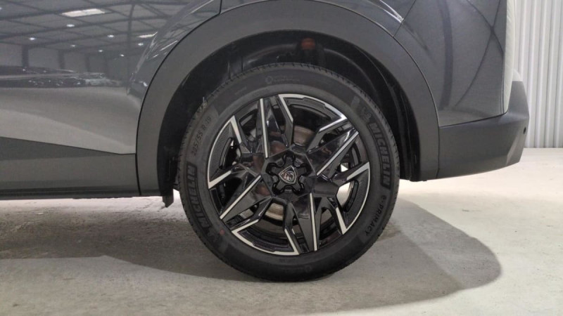 PEUGEOT 5008 HYBRID 145CH E-DCS6 GT