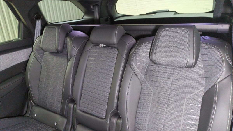 PEUGEOT 5008 HYBRID 145CH E-DCS6 GT