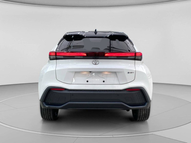 TOYOTA C-HR HYBRIDE 140 GRAPHIC
