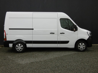 RENAULT MASTER L2H2 GRAND CONFORT 135 BLUE DCI