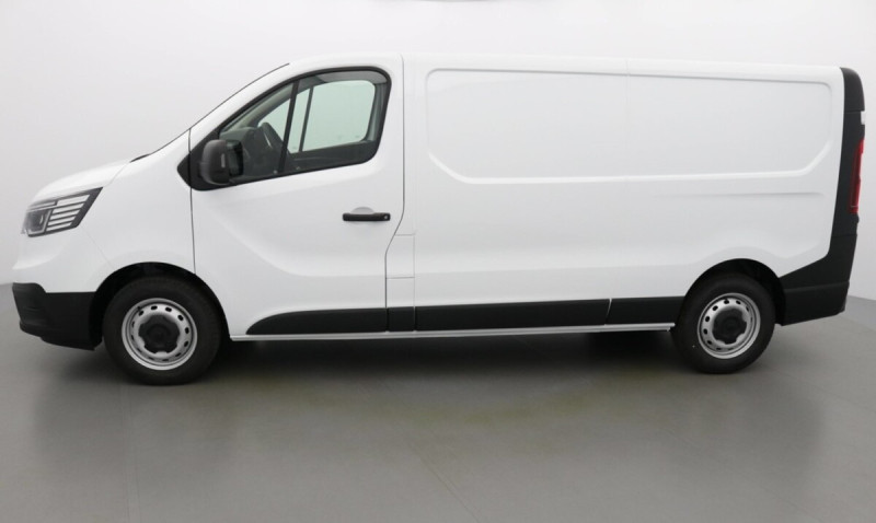 RENAULT TRAFIC 3 FOURGON L2H1 CONFORT 130 BLUE DCI