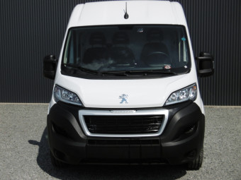 PEUGEOT BOXER FOURGON BASE 140 HDI