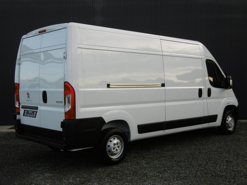 PEUGEOT BOXER FOURGON BASE 140 HDI