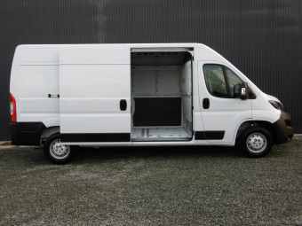 PEUGEOT BOXER FOURGON BASE 140 HDI
