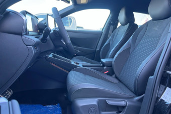 VOLKSWAGEN T-ROC ETSI 150 DSG7 R-LINE
