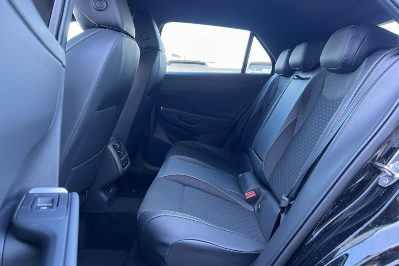 VOLKSWAGEN T-ROC ETSI 150 DSG7 R-LINE