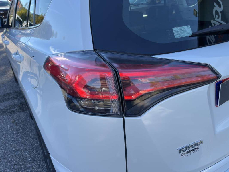 TOYOTA RAV4 2.5 HYBRID 197 TENDANCE