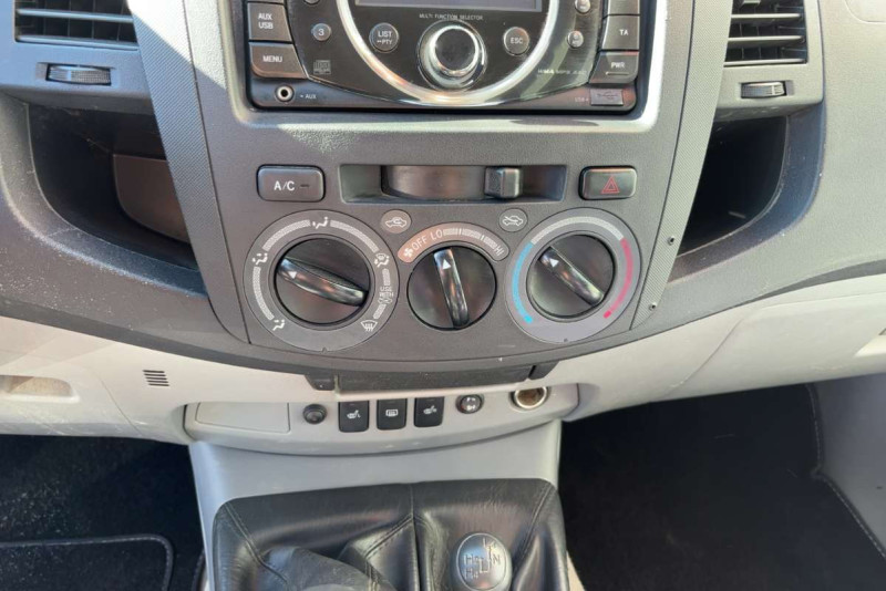 TOYOTA HILUX 2.5 D-4D 120 4X4 D.CAB