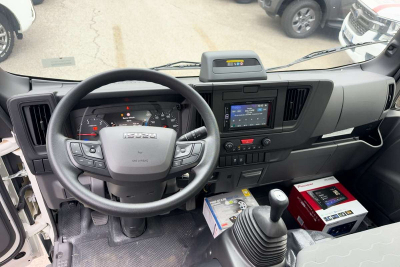 ISUZU M27 M27GEN2 150cv BENNE + COFFRE
