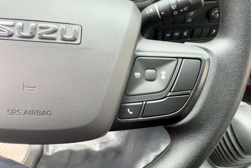 ISUZU M27 M27GEN2 150cv BENNE + COFFRE