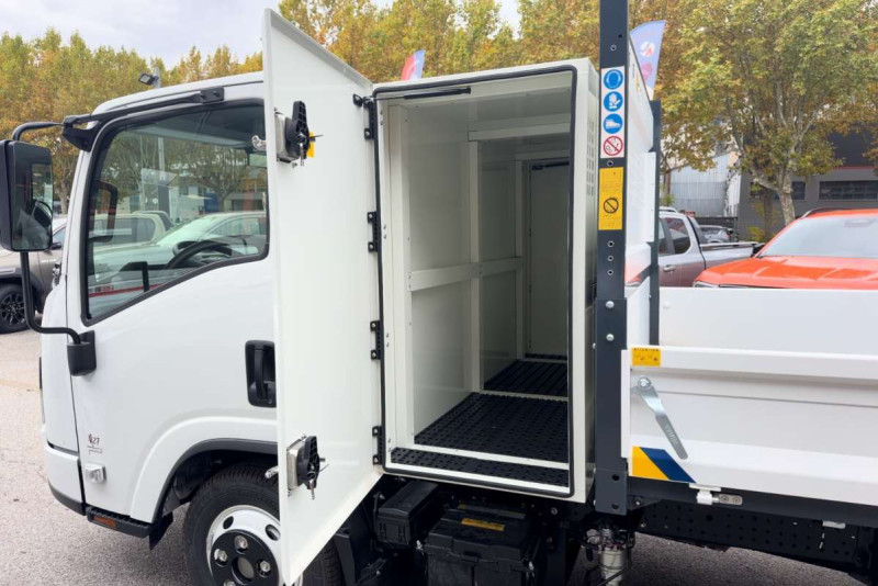 ISUZU M27 M27GEN2 150cv BENNE + COFFRE