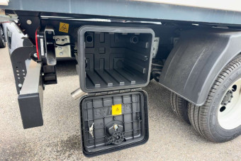 ISUZU M27 M27GEN2 150cv BENNE + COFFRE