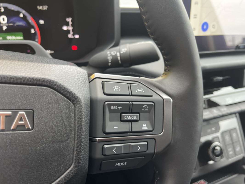 TOYOTA HILUX NEW 2.8 204 BVA CONFORT 4PL