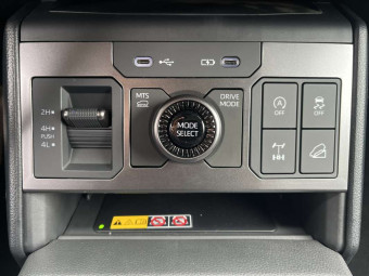 TOYOTA HILUX NEW 2.8 204 BVA CONFORT 4PL