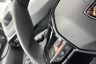PEUGEOT RIFTER BLUEHDI 130 EAT8 ALLURE