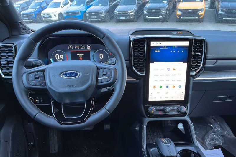 FORD RANGER 3.0 V6 240 PLATINUM RIDEAU 4PL