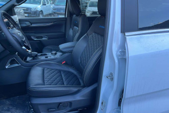 FORD RANGER 3.0 V6 240 PLATINUM RIDEAU 4PL