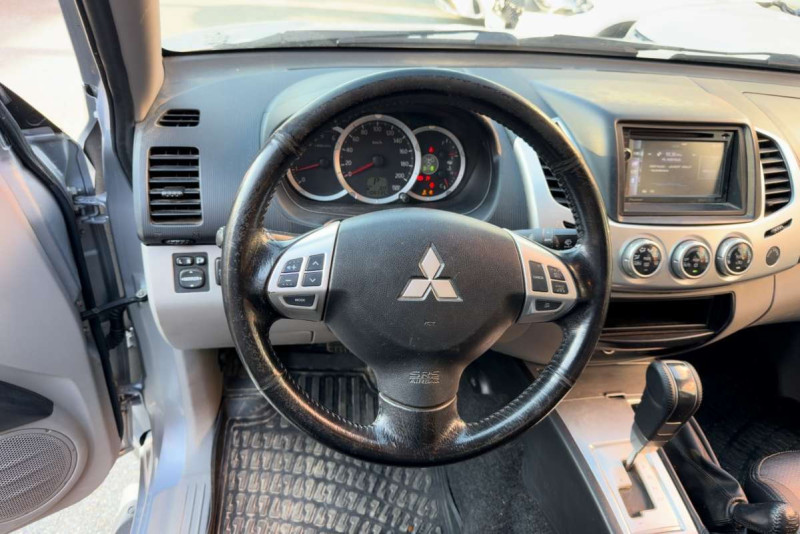 MITSUBISHI L200 2.5 DI-D 178 BVA X-STORM