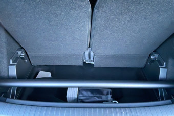 PEUGEOT 5008 HYBRID 145 E-DCS6 ALLURE PLUS