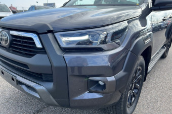 TOYOTA HILUX 2.8 204 BVA INVINCIBLE 4PL