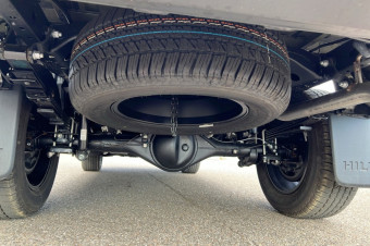 TOYOTA HILUX 2.8 204 BVA INVINCIBLE 4PL