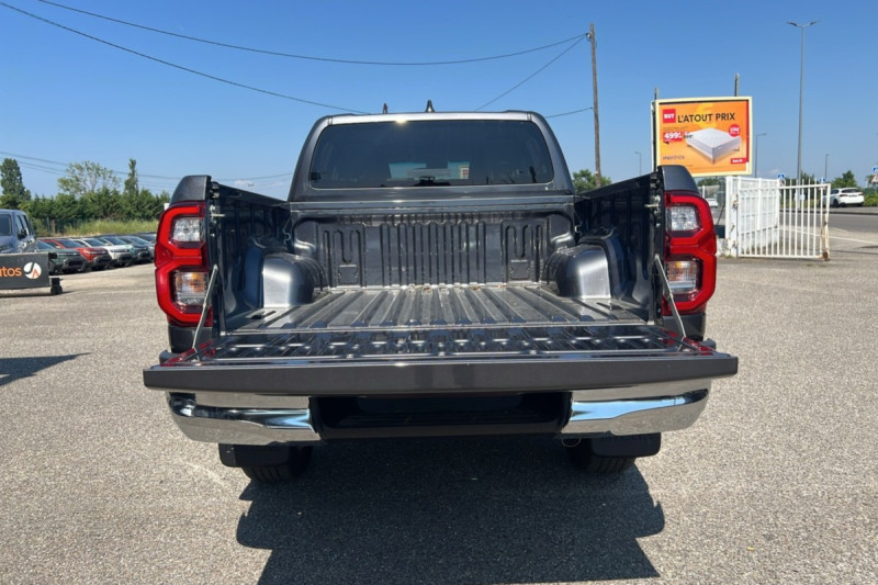 TOYOTA HILUX 2.8 D4-D 204 BVA EXECUTIVE 4PL