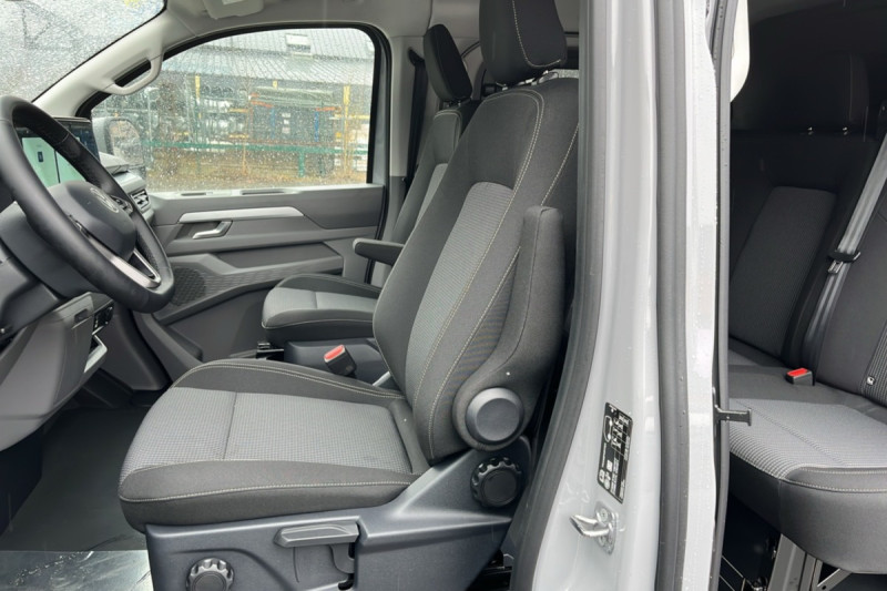 VOLKSWAGEN TRANSPORTER TDI 170 DSG PROCAB L2