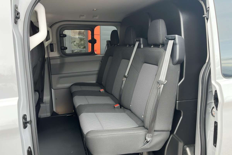 VOLKSWAGEN TRANSPORTER TDI 170 DSG PROCAB L1