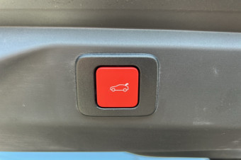 PEUGEOT 3008 NEW HYBRID 145 E-DCS6 GT 360