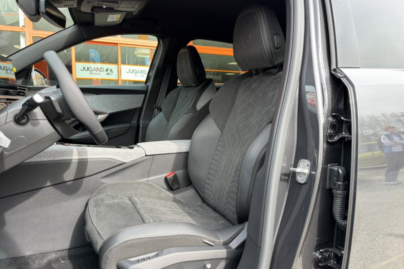 PEUGEOT 3008 HYBRID 145 E-DCS6 GT ALCANTARA