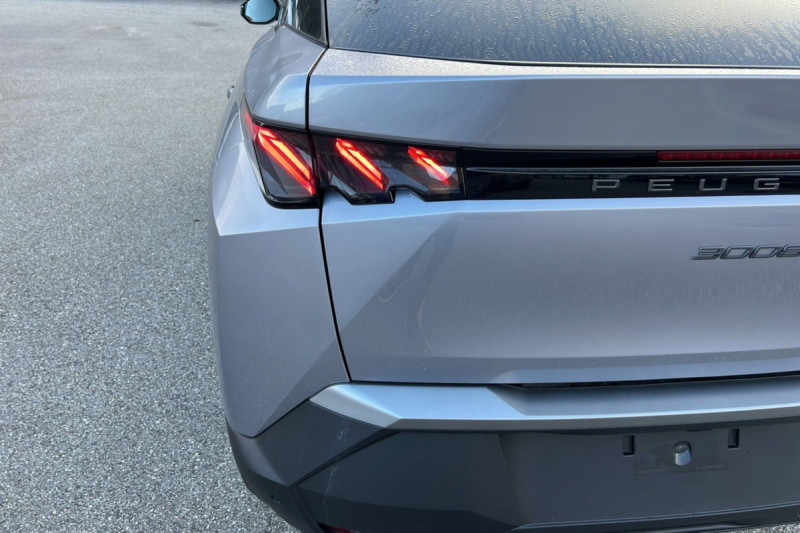 PEUGEOT 3008 HYBRID 145 E-DCS6 GT ALCANTARA