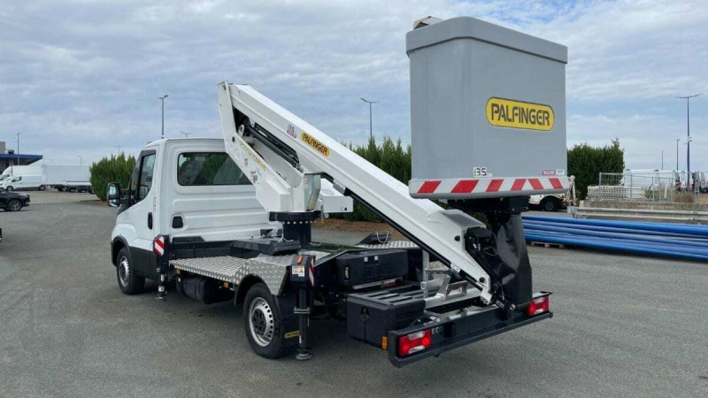 IVECO DAILY DAILY 35S14H 3750 2.3 136CH NACELLE SMART P170 TXE E