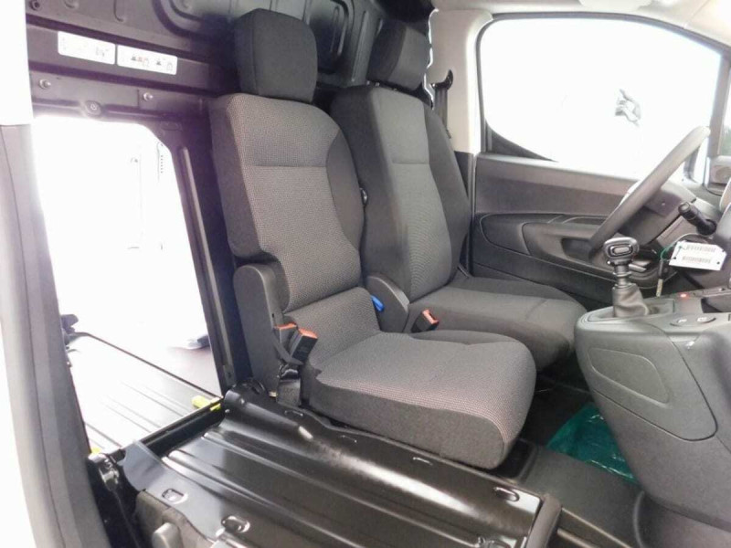 FIAT DOBLO FOURGON TAILLE M 650 KG HDI 100