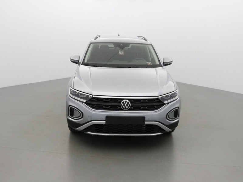 VOLKSWAGEN T-ROC LIFE 150 TSI DSG-7