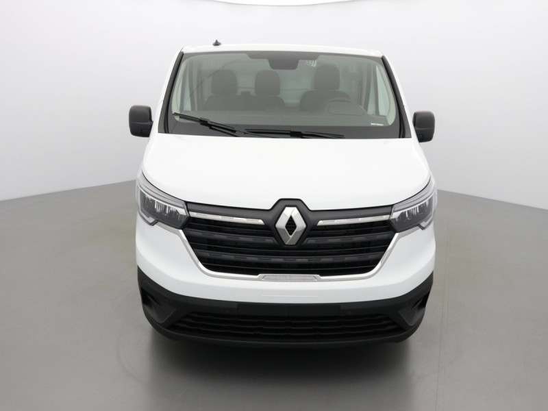 RENAULT TRAFIC 3 FOURGON L2H1 CONFORT 130 BLUE DCI