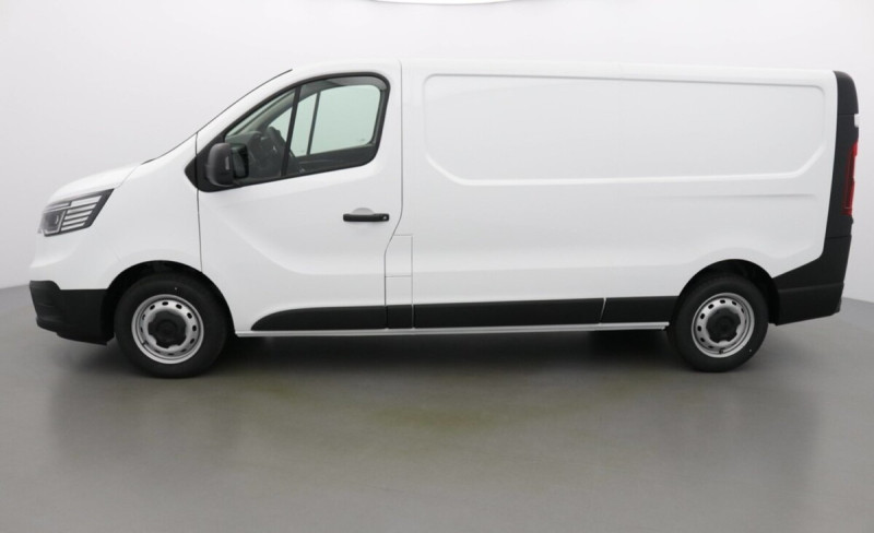 RENAULT TRAFIC 3 FOURGON L2H1 CONFORT 130 BLUE DCI