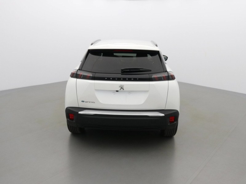 PEUGEOT 2008 ALLURE 136 ELECTRIQUE BVA