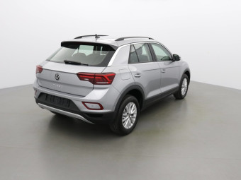 VOLKSWAGEN T-ROC LIFE 150 TSI