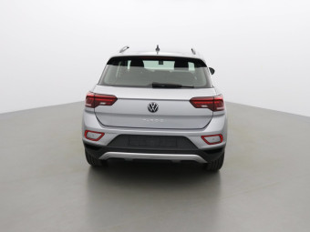 VOLKSWAGEN T-ROC LIFE 150 TSI