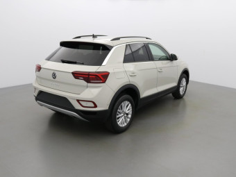 VOLKSWAGEN T-ROC LIFE 150 TSI