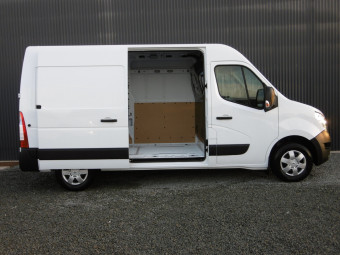 NISSAN INTERSTAR NV400 N-CONNECTA L2H2 3T5 135 DCI