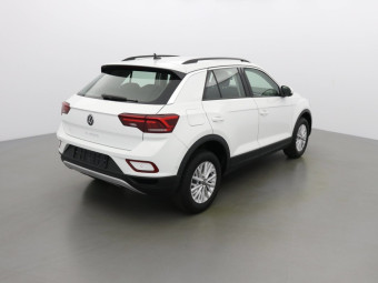 VOLKSWAGEN T-ROC LIFE 150 TSI