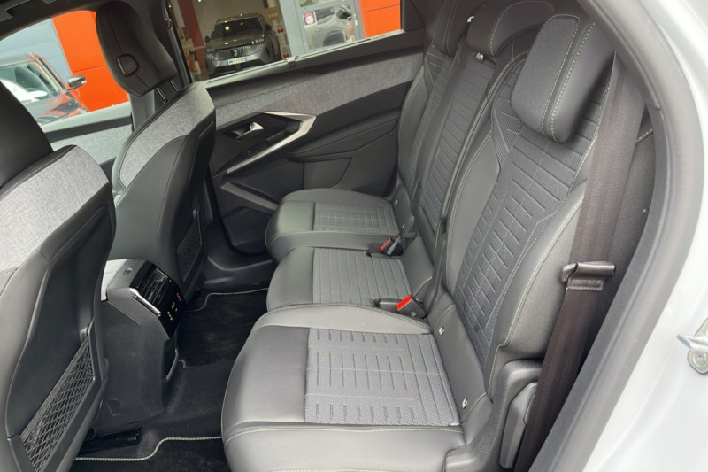 PEUGEOT 5008 HYBRID 145 E-DCS6 GT 360 T.O
