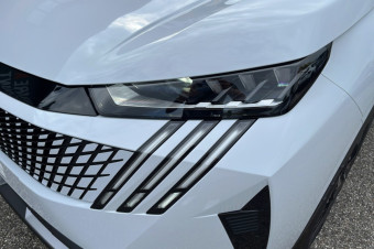 PEUGEOT 5008 HYBRID 145 E-DCS6 GT 360 T.O