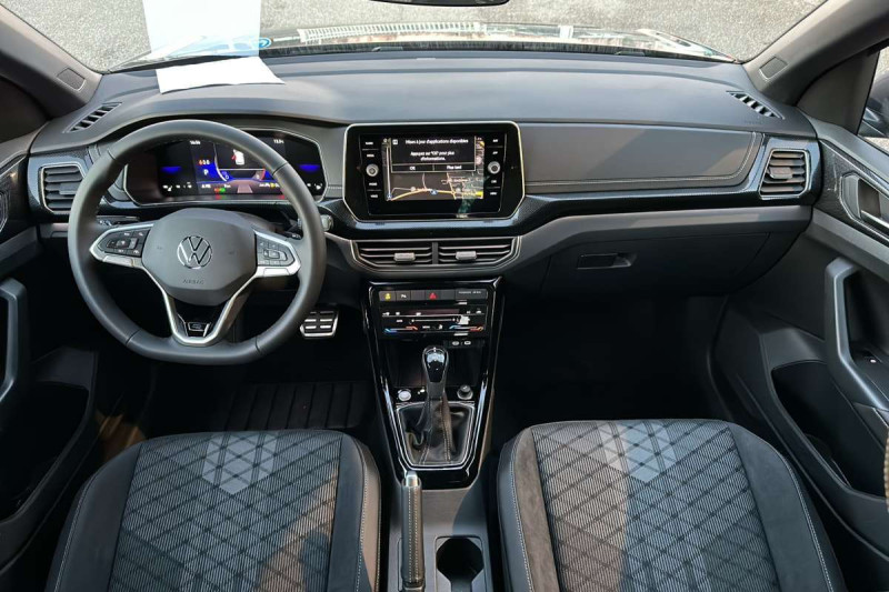 VOLKSWAGEN T-CROSS TSI 116 DSG7 R-LINE