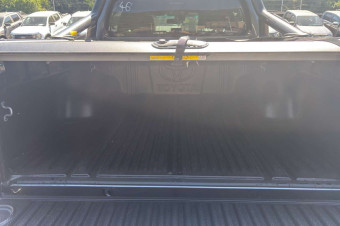TOYOTA HILUX 2.8 204 BVA INVINCIBLE RIDEAU