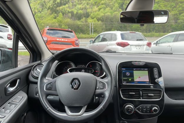 RENAULT CLIO TCE 90 INTENS TECHNO