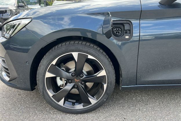 CUPRA LEON E-HYBRID 1.4 TSI 204 DSG V