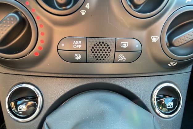 FIAT 500 1.0 HYBRID 70 PACK CONFORT