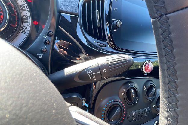 FIAT 500 1.0 HYBRID 70 PACK CONFORT